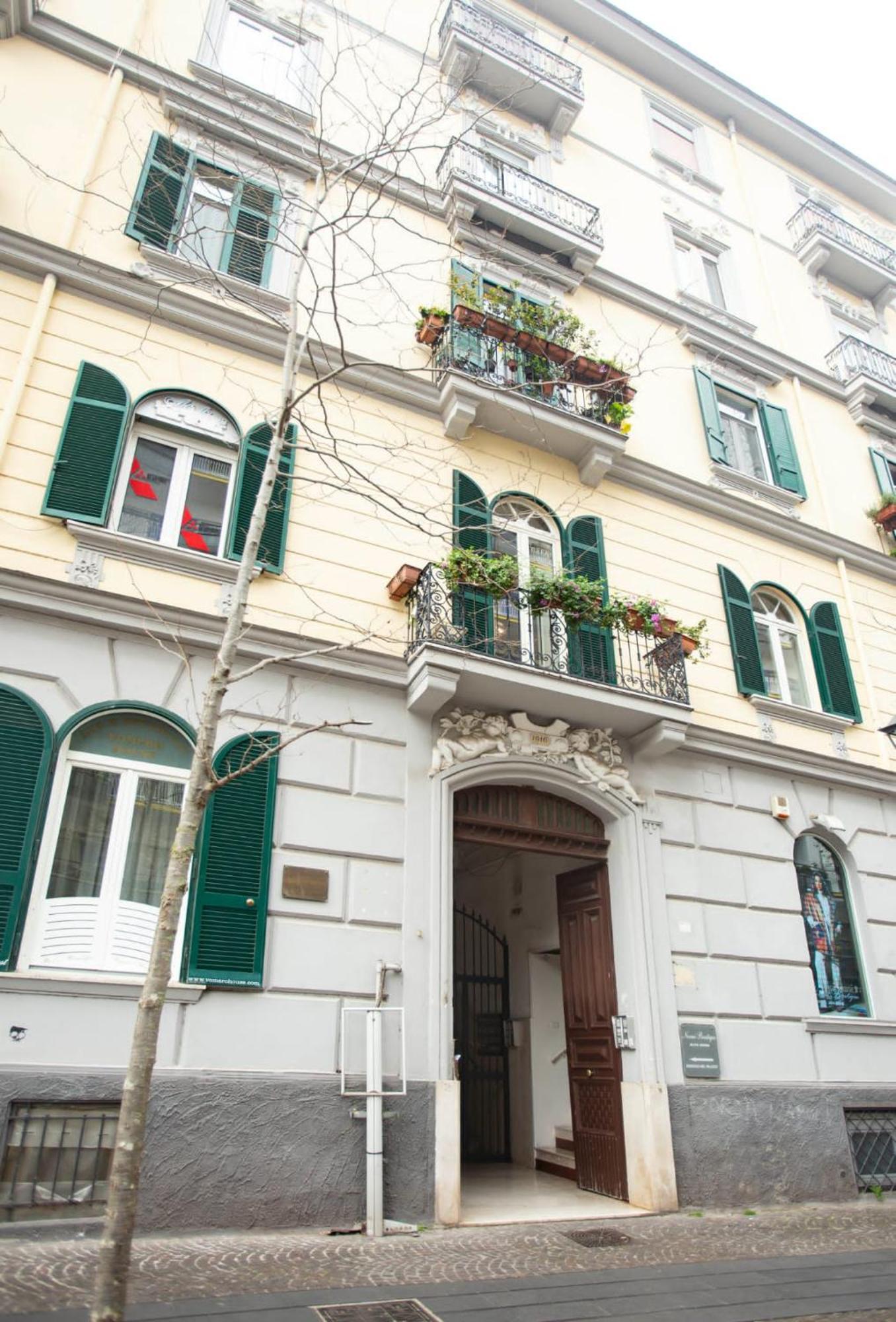 Vomero House Hotel Naples Exterior photo