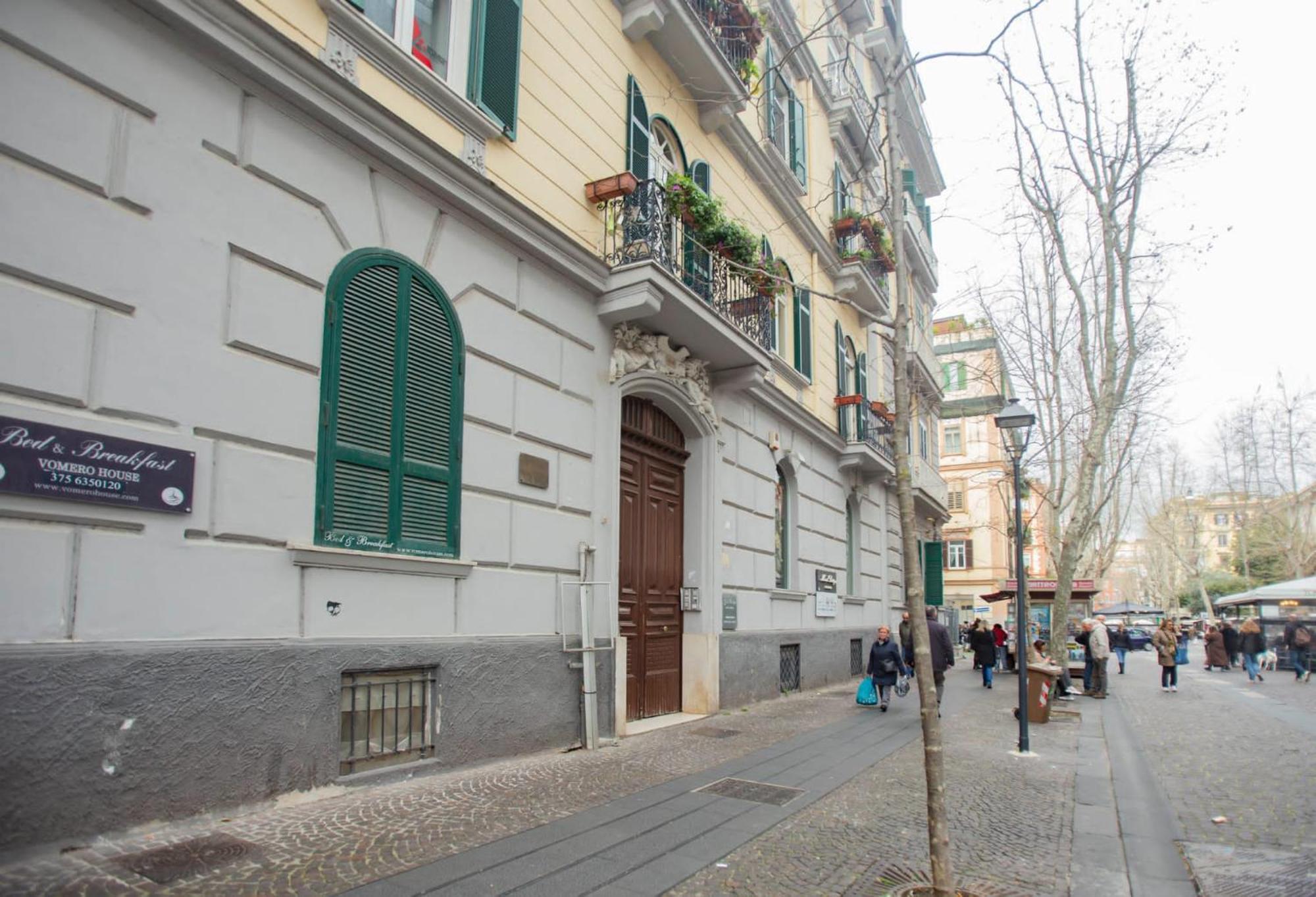 Vomero House Hotel Naples Exterior photo